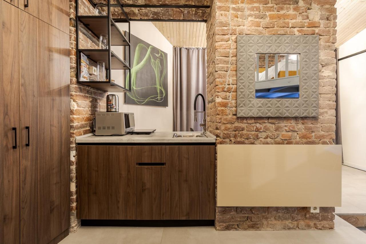 Lesi Apartment With Terrace Lviv Exterior photo